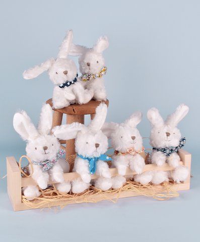 М'яка іграшка зайчик Lapin blanc avec chouchou, 12 см, Doudou et Companie DC3818 - купити, ціна