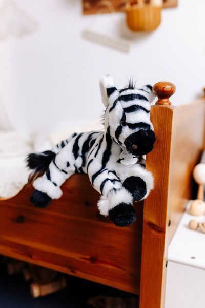 Мягкая игрушка зебра Peluche Z&egrave;bre Blanc, 35 см, Histoire d'Ours HO3049 - купить, цена